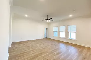 2802 San Antone Ct, Crestview, FL 32539 - Photo 7