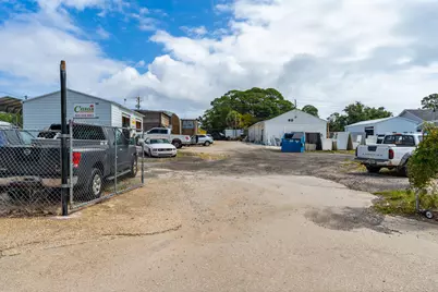 60 Beal Parkway, Fort Walton Beach, FL 32548 - Photo 9