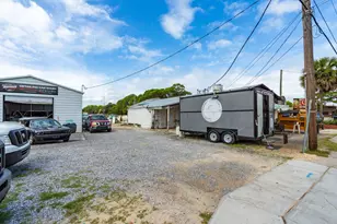 60 Beal Pkwy, Fort Walton Beach, FL 32548 - Photo 11