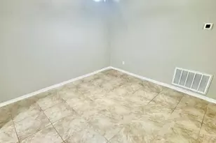 967 Tray Dr, Fort Walton Beach, FL 32547 - Photo 7