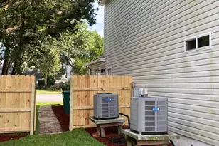 880 Brande Ct, Shalimar, FL 32579 - Photo 49