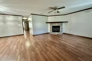 451 W Park Dr, Mary Esther, FL 32569 - Photo 9