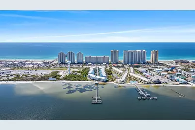 8522 Gulf Boulevard #APT 3, Navarre, FL 32566 - Photo 1