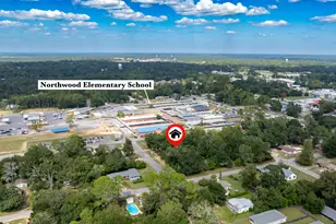 324 Dixie St, Crestview, FL 32536 - Photo 33