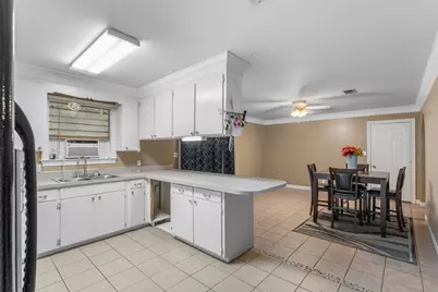 6436 Spruce Street, Milton, FL 32570 - Photo 11