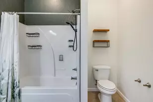 158 Dixie St, Crestview, FL 32536 - Photo 25