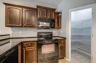 158 Dixie St, Crestview, FL 32536 - Photo 15