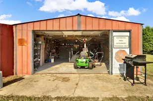 585 E Huckaba Road E, Defuniak Springs, FL 32435 - Photo 37