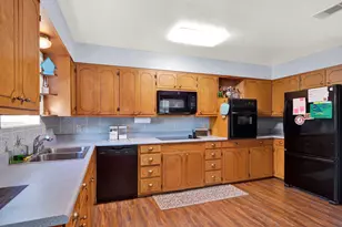 585 E Huckaba Road E, Defuniak Springs, FL 32435 - Photo 9