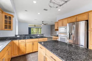 260 Tecumseh Ln, Mary Esther, FL 32569 - Photo 13