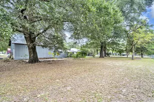 226 S 19th Street S, Defuniak Springs, FL 32435 - Photo 15