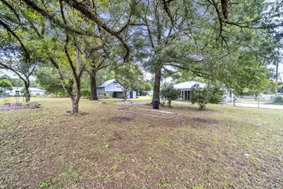226 S 19th Street S, Defuniak Springs, FL 32435 - Photo 17