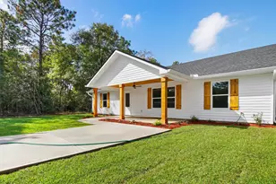 565 W Violet Ln W, Defuniak Springs, FL 32433 - Photo 1