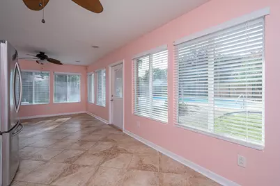 2759 Pleasant Bay Court, Navarre, FL 32566 - Photo 15