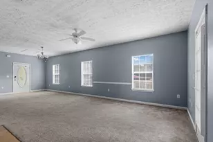 2496 S Lakeview Dr S, Crestview, FL 32536 - Photo 29