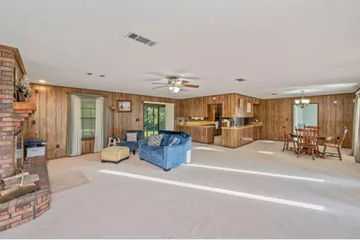 1260 E Chestnut Avenue E, Crestview, FL 32536 - Photo 15