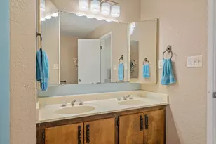 1260 E Chestnut Ave E, Crestview, FL 32536 - Photo 31