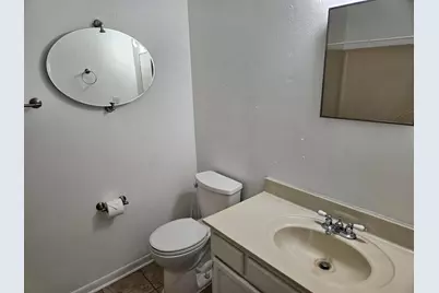 310 Redwood Avenue #A, Niceville, FL 32578 - Photo 3