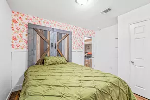 1827 Gainer Rd, Baker, FL 32531 - Photo 15