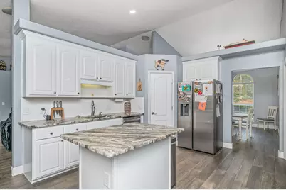 530 Vulpes Sanctuary Loop, Crestview, FL 32536 - Photo 11