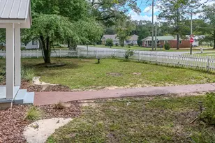 87 Bay Ave, Defuniak Springs, FL 32435 - Photo 47