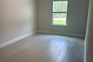 993 Coastal Breeze Dr, Freeport, FL 32439 - Photo 5