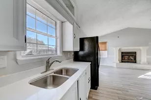 221 Poinsettia Dr, Panama City Beach, FL 32413 - Photo 11