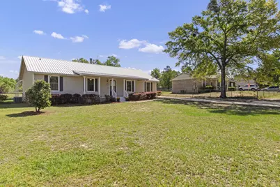 396 Lakeview Drive, Defuniak Springs, FL 32433 - Photo 3