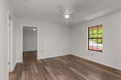 396 Lakeview Drive, Defuniak Springs, FL 32433 - Photo 19