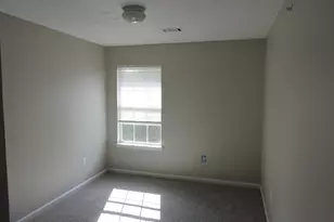 207 Swaying Pine Ct, Crestview, FL 32539 - Photo 9