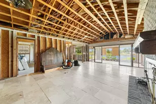 1803 E 9th Street E, Lynn Haven, FL 32444 - Photo 11