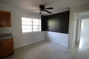 118 Peach Tree St, Paxton, FL 32538 - Photo 13