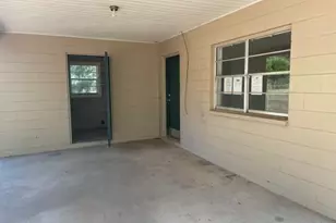 118 Peach Tree St, Paxton, FL 32538 - Photo 7