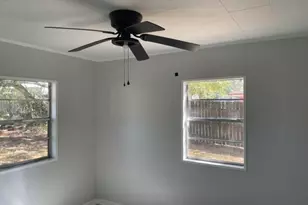 118 Peach Tree St, Paxton, FL 32538 - Photo 17