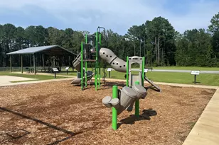 118 Peach Tree St, Paxton, FL 32538 - Photo 31