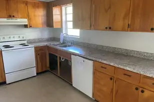 118 Peach Tree St, Paxton, FL 32538 - Photo 13