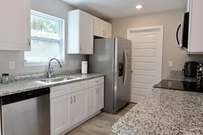 102 Windsor Drive, Crestview, FL 32539 - Photo 11