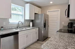 102 Windsor Dr, Crestview, FL 32539 - Photo 11