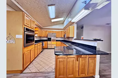 25 NW Memorial Parkway NW, Fort Walton Beach, FL 32548 - Photo 21