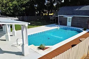 25 NW Memorial Parkway NW, Fort Walton Beach, FL 32548 - Photo 9