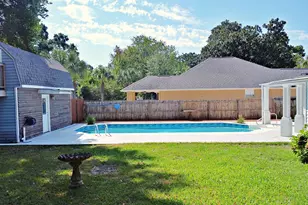 25 NW Memorial Parkway NW, Fort Walton Beach, FL 32548 - Photo 11