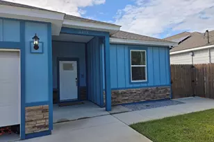 2199 Paloma St, Navarre, FL 32566 - Photo 1