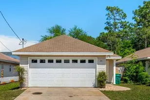 26 2nd St, Shalimar, FL 32579 - Photo 1