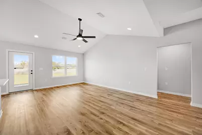 3205 Liz Court, Crestview, FL 32539 - Photo 3