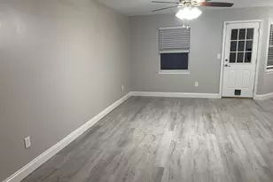 162 Meadowbrook Ct, Niceville, FL 32578 - Photo 5