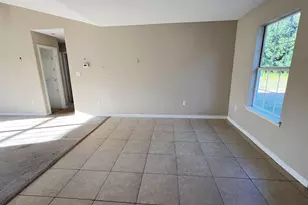 6121 Robin Rd, Crestview, FL 32539 - Photo 5