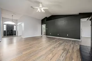 2111 Hagood Loop, Crestview, FL 32536 - Photo 17