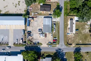 210 NW Tilden Street NW, Fort Walton Beach, FL 32548 - Photo 5