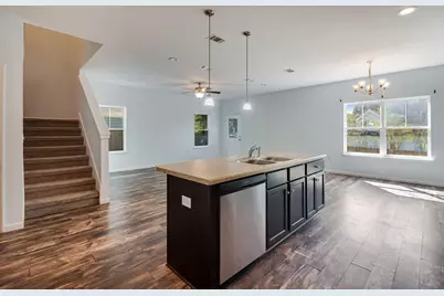 189 Johnson Court, Crestview, FL 32536 - Photo 5