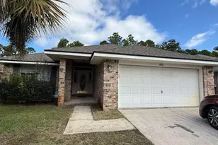 1022 Freeport Ct, Mary Esther, FL 32569 - Photo 1
